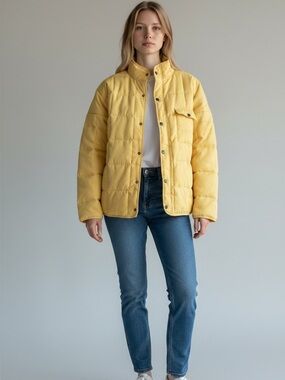 EUC! Women’s Quilted Jacket - Small